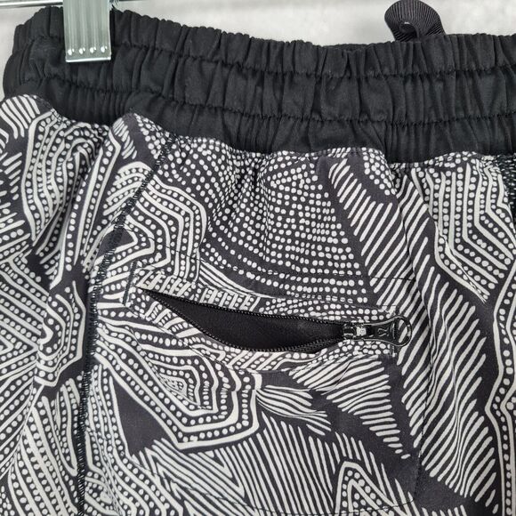 Lululemon Hotty Hot Shorts Womens 8 Black White Lined 2" Regular Gym Running - Picture 8 of 16